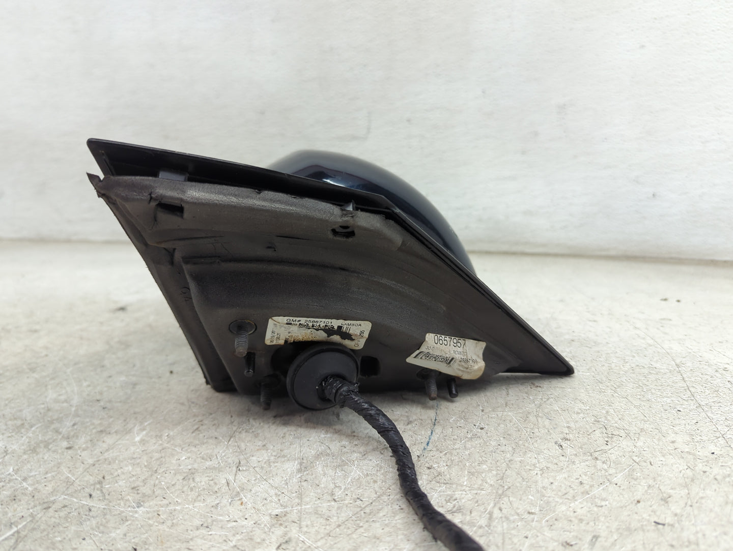 2008-2012 Buick Enclave Passenger Side View Mirror - Right Door Mirror OEM Used - Oemusedautoparts1.com