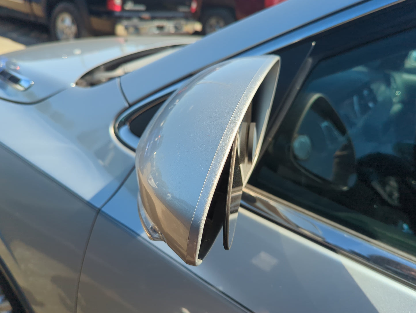 2008-2012 Buick Enclave Driver Side View Mirror - Left Door Mirror OEM Used - Oemusedautoparts1.com