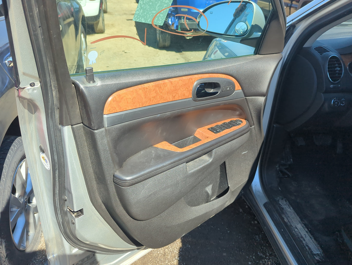 2011 Buick Enclave Front Left Driver Interior Door Panel Trim 5018273 - Oemusedautoparts1.com