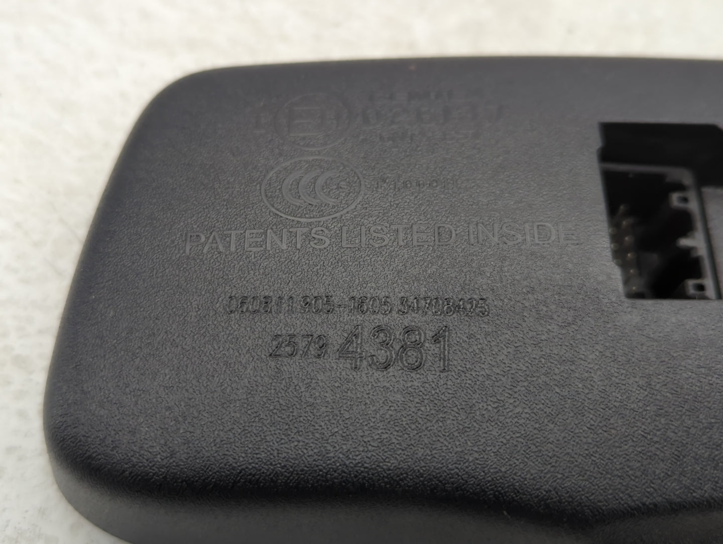 2009-2017 Buick Enclave Interior Rear View Mirror Replacement OEM P/N:25794381 Fits OEM Used Auto Parts - Oemusedautoparts1.