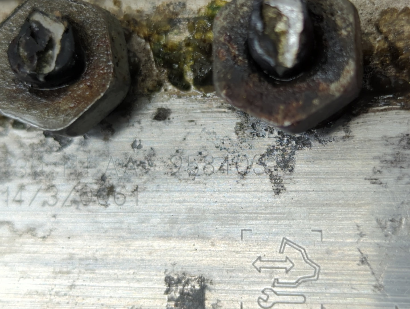 2009-2011 Buick Enclave ABS Pump Control Module Replacement P/N:0 265 950 868 25840315 Fits Fits 2008 2009 2010 2011 OEM Use