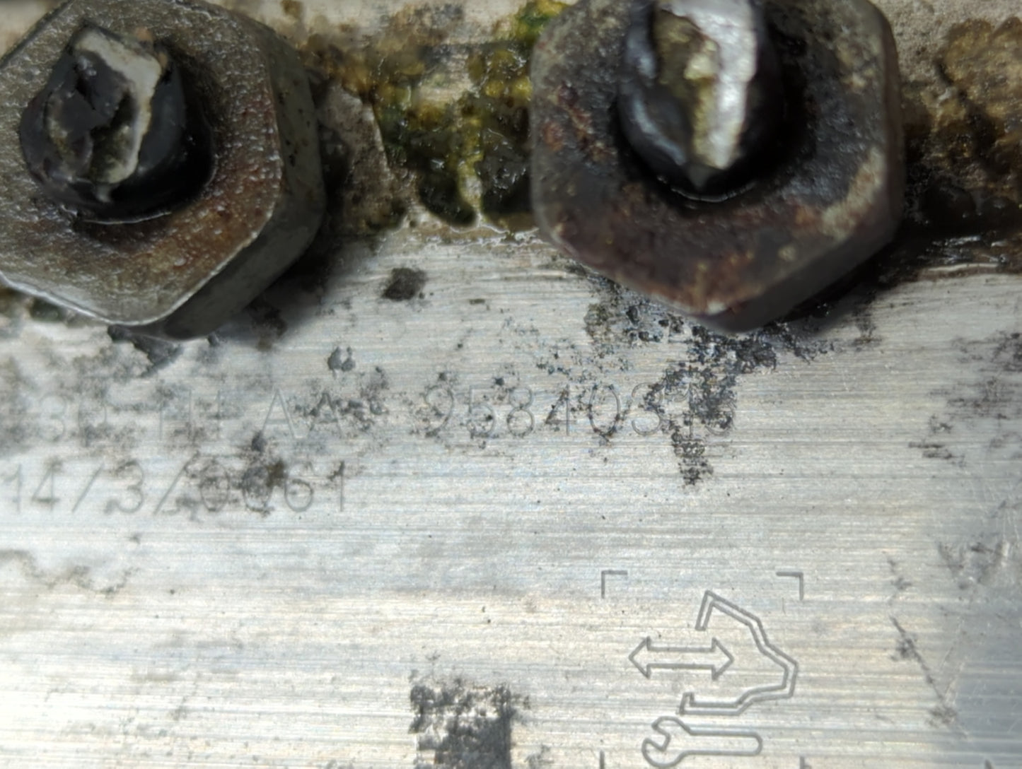 2009-2011 Buick Enclave ABS Pump Control Module Replacement P/N:0 265 950 868 25840315 Fits Fits 2008 2009 2010 2011 OEM Use