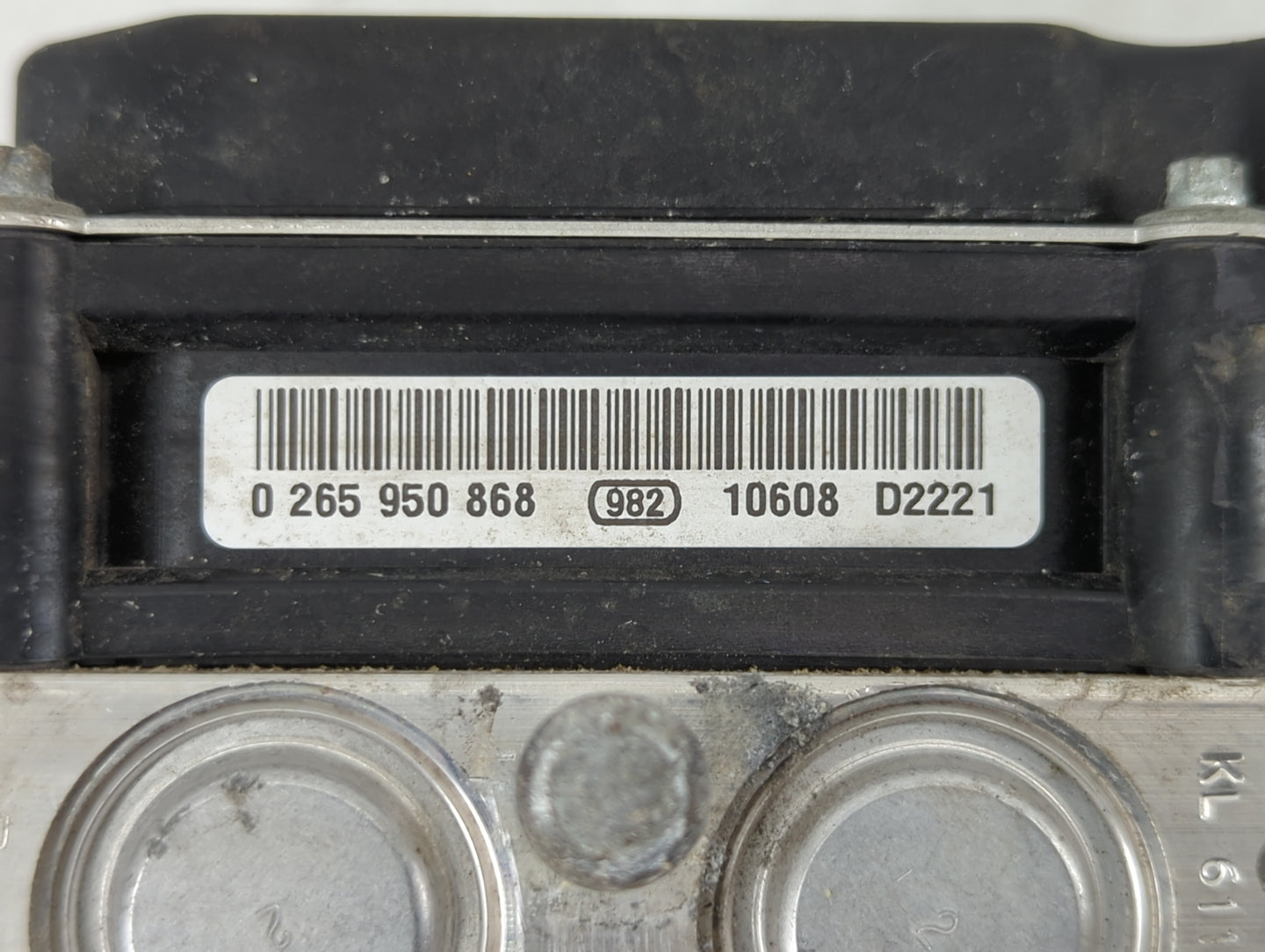 2009-2011 Buick Enclave ABS Pump Control Module Replacement P/N:0 265 950 868 25840315 Fits Fits 2008 2009 2010 2011 OEM Use