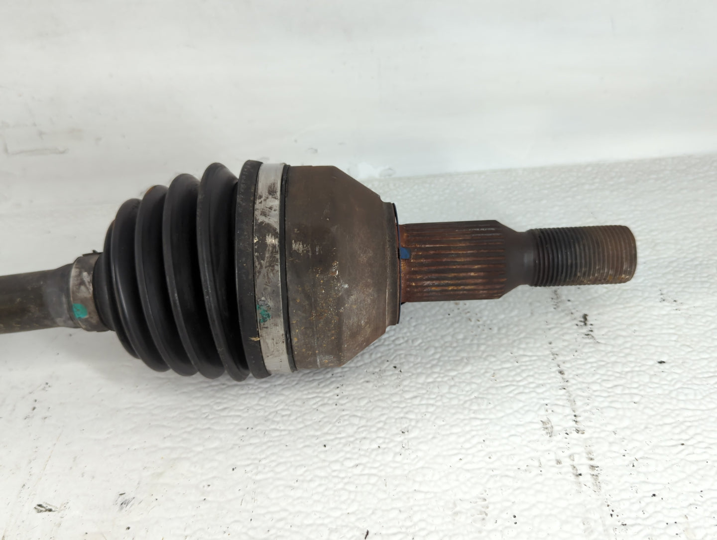 2008-2017 Buick Enclave Axle Shaft Front Driver Cv C/v - Oemusedautoparts1.com