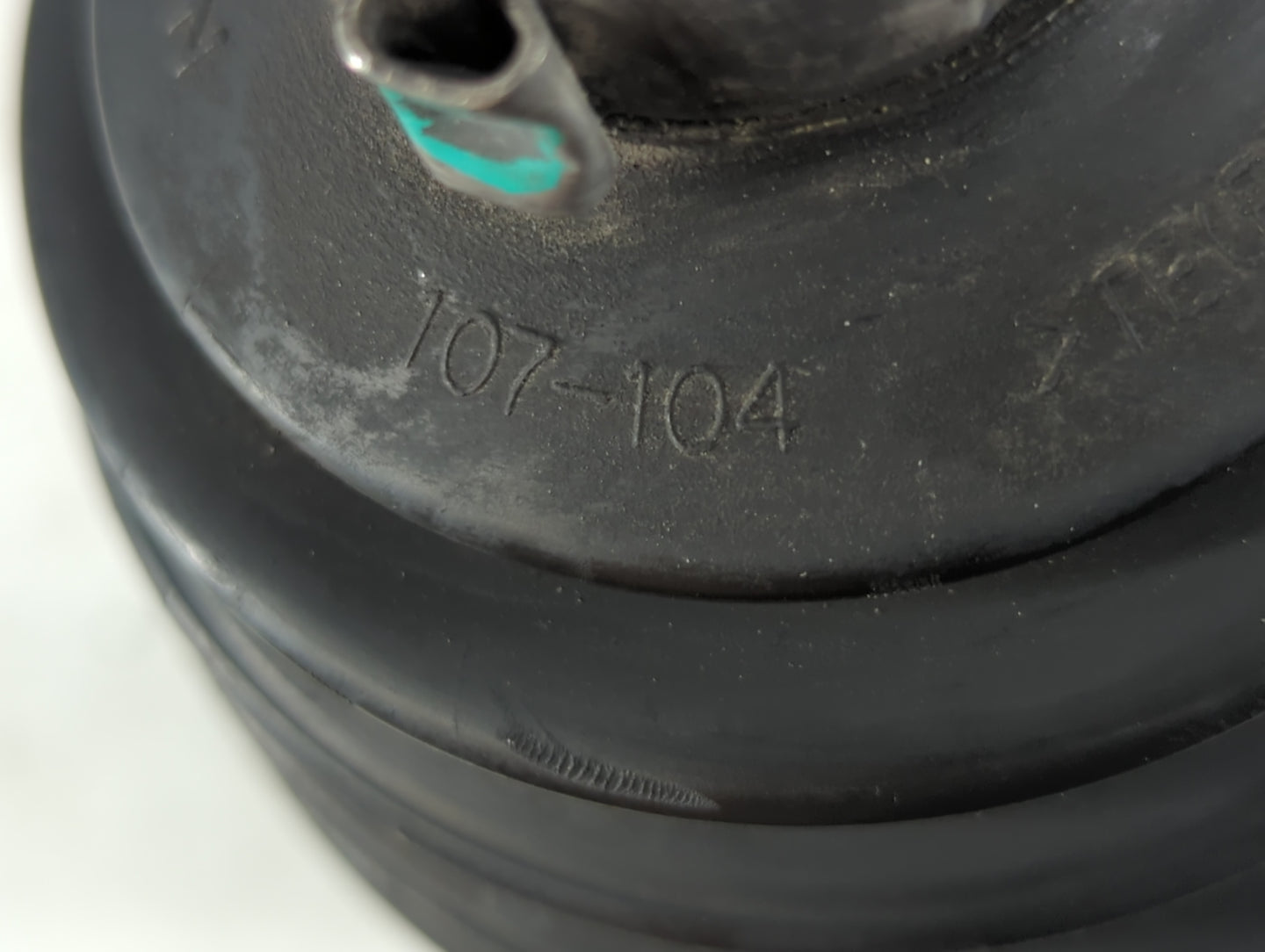 2008-2017 Buick Enclave Axle Shaft Front Driver Cv C/v - Oemusedautoparts1.com