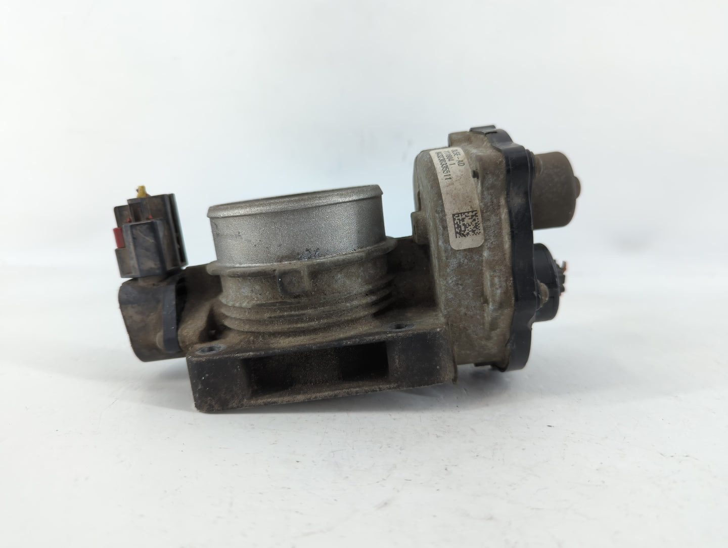 2008-2011 Buick Enclave Throttle Body P/N:111804 1 043230335511 Fits Fits 2007 2008 2009 2010 2011 OEM Used Auto Parts - Oem