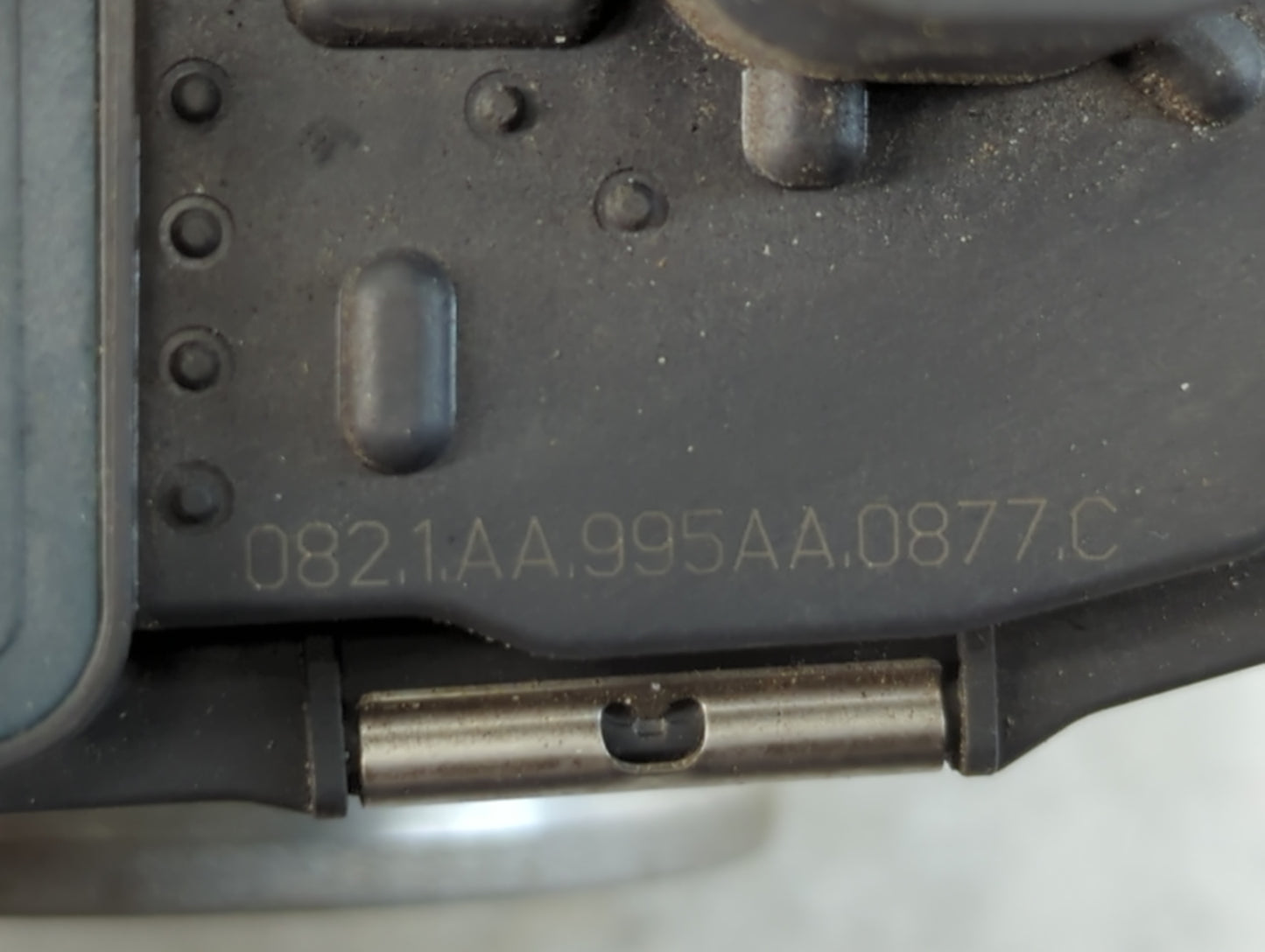 2008-2011 Buick Enclave Throttle Body P/N:AA995AA0877C Fits Fits 2007 2008 2009 2010 2011 OEM Used Auto Parts - Oemusedautop