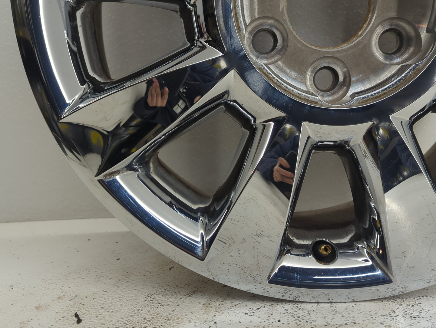 2010-2012 Buick Enclave Wheel Rim Oem - Oemusedautoparts1.com