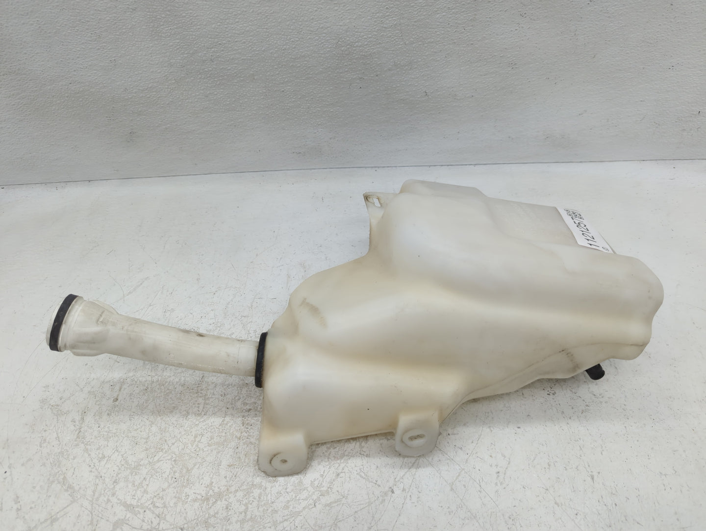 2010-2016 Buick Lacrosse Windshield Washer Fluid Reservoir Bottle Oem - Oemusedautoparts1.com
