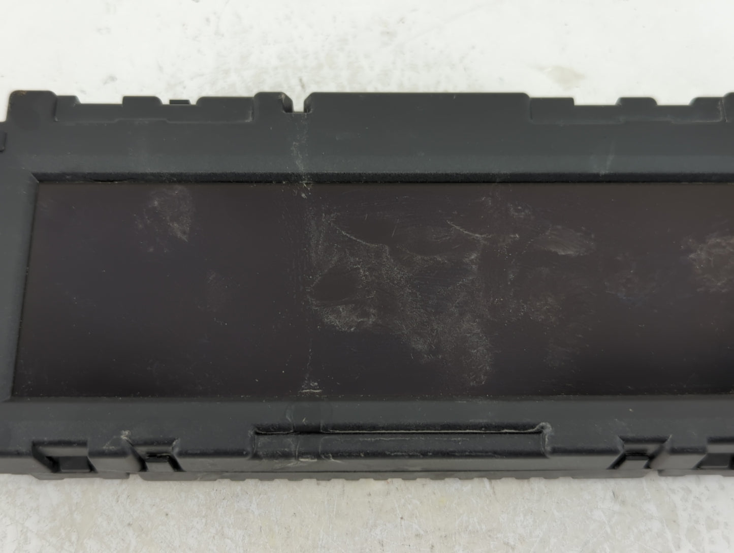 2010-2012 Buick Lacrosse Information Display Screen - Oemusedautoparts1.com