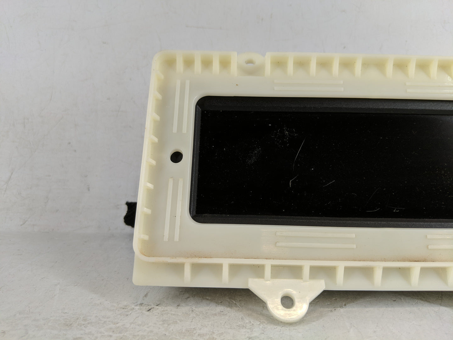 2010-2012 Buick Lacrosse Information Display Screen - Oemusedautoparts1.com