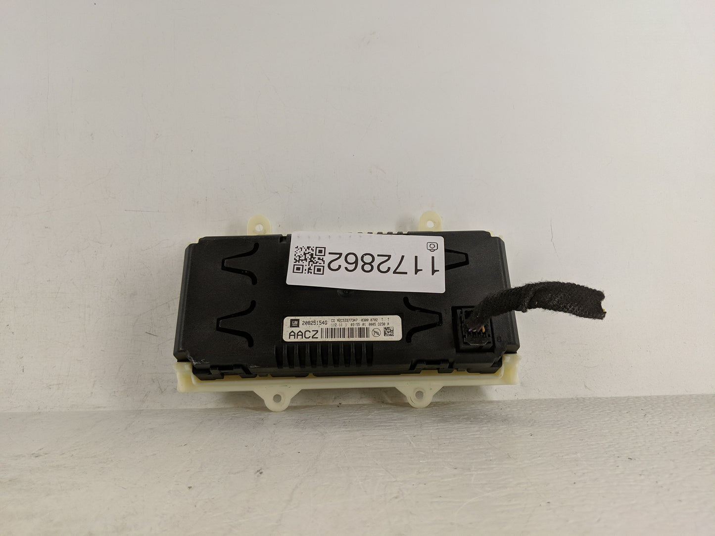 2010-2012 Buick Lacrosse Information Display Screen - Oemusedautoparts1.com