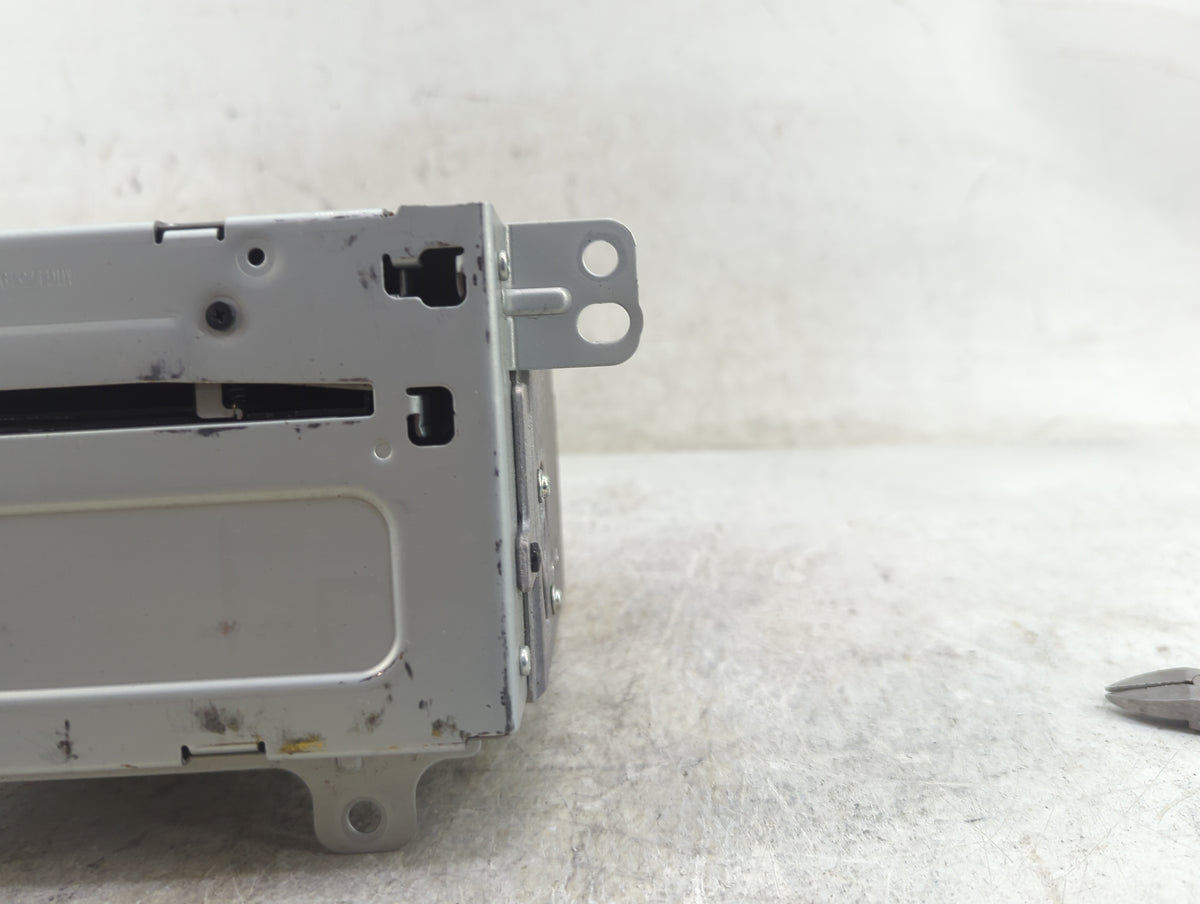 2011-2012 Buick Lacrosse Radio AM FM Cd Player Receiver Replacement P/N:20983517 CQ-FG5011YC Fits Fits 2010 2011 2012 OEM Us