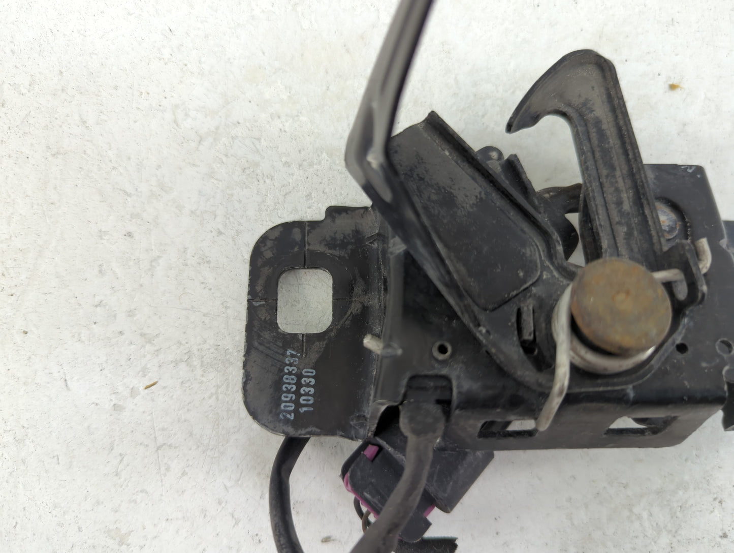 2011 Buick Lacrosse Hood Latch Assembly - Oemusedautoparts1.com