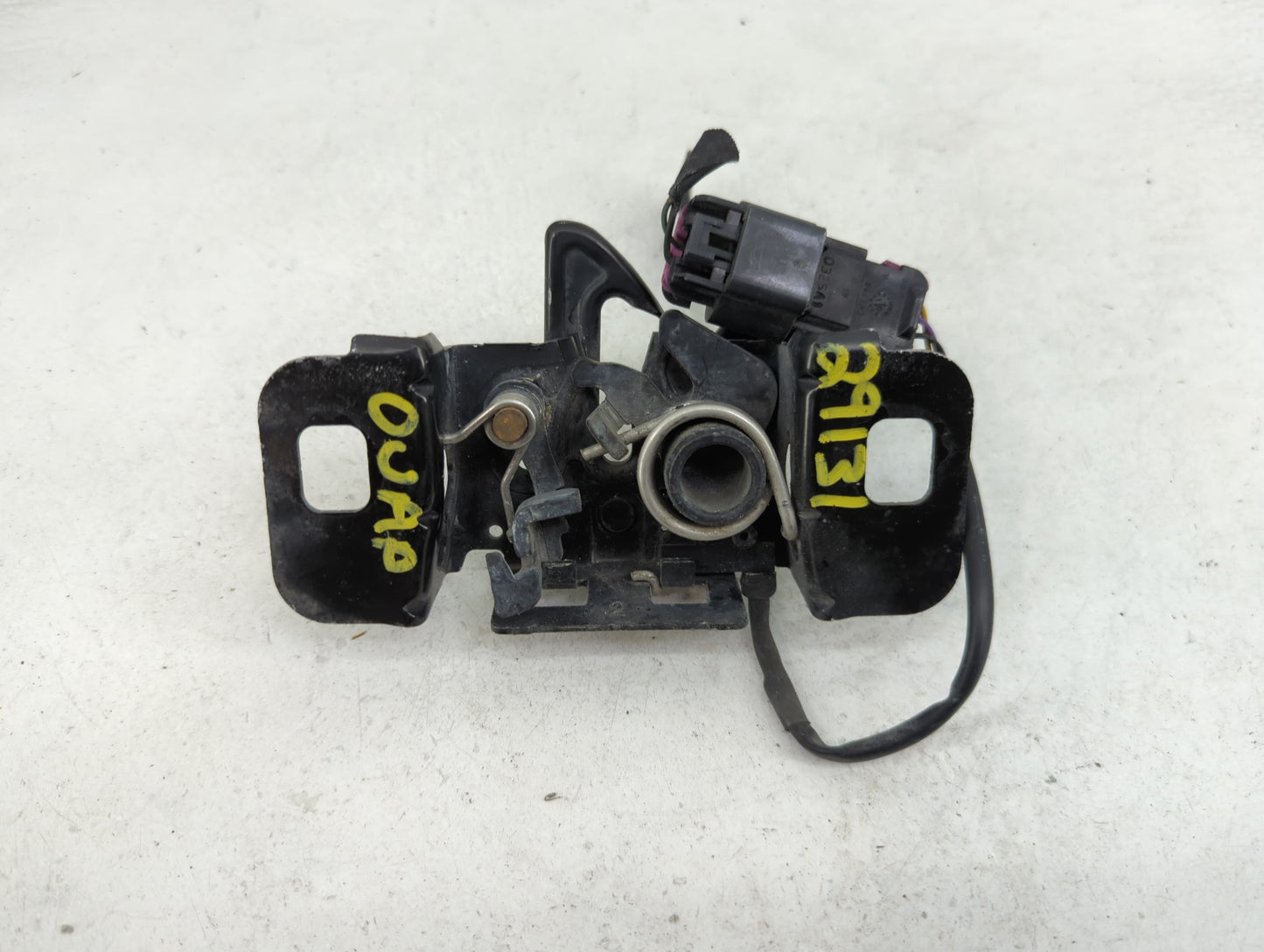2011 Buick Lacrosse Hood Latch Assembly - Oemusedautoparts1.com
