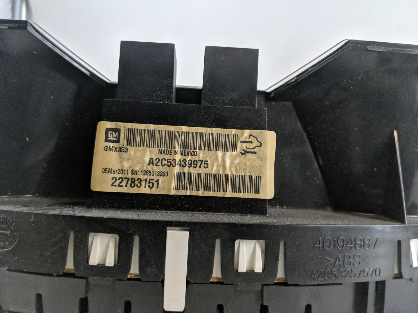 2011 Buick Lacrosse Instrument Cluster Speedometer Gauges P/N:22783151 Fits OEM Used Auto Parts - Oemusedautoparts1.com