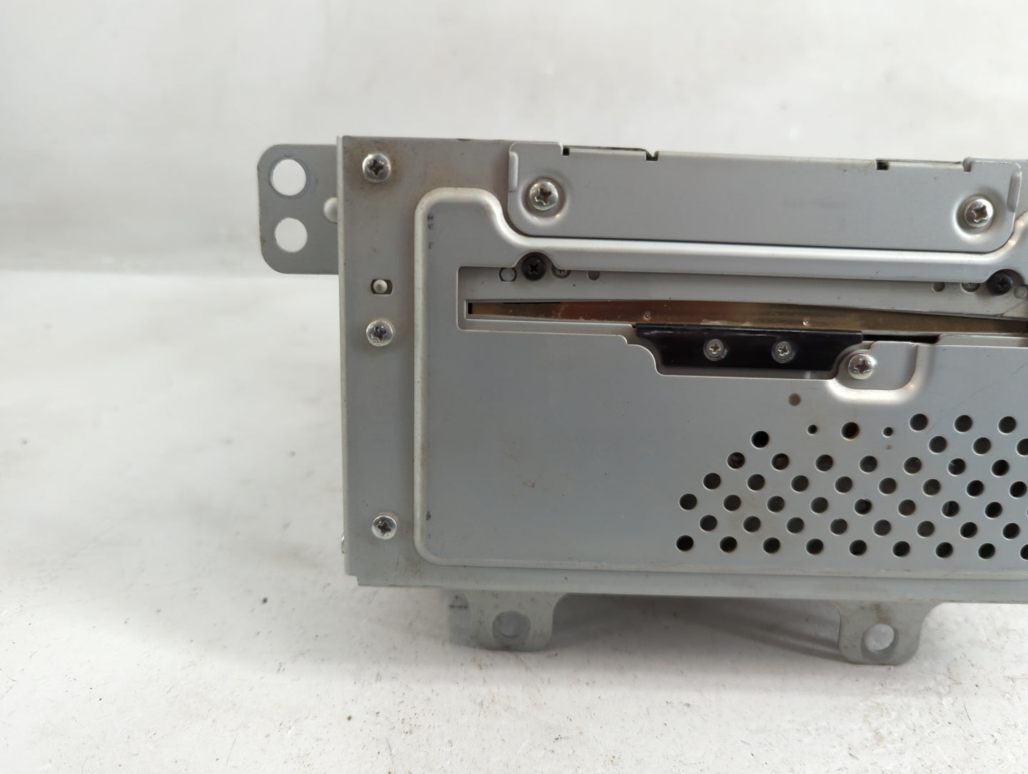 2010-2012 Buick Lacrosse Radio AM FM Cd Player Receiver Replacement P/N:22744758 Fits Fits 2010 2011 2012 OEM Used Auto Part