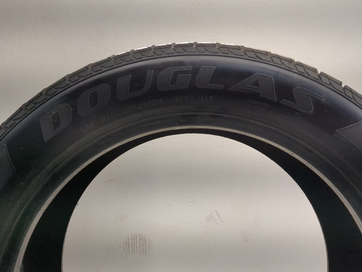 Used Tire 235/50R18 DOUGLAS TOURING A/S 97W - Tread Depth 9/32 - Oemusedautoparts1.com