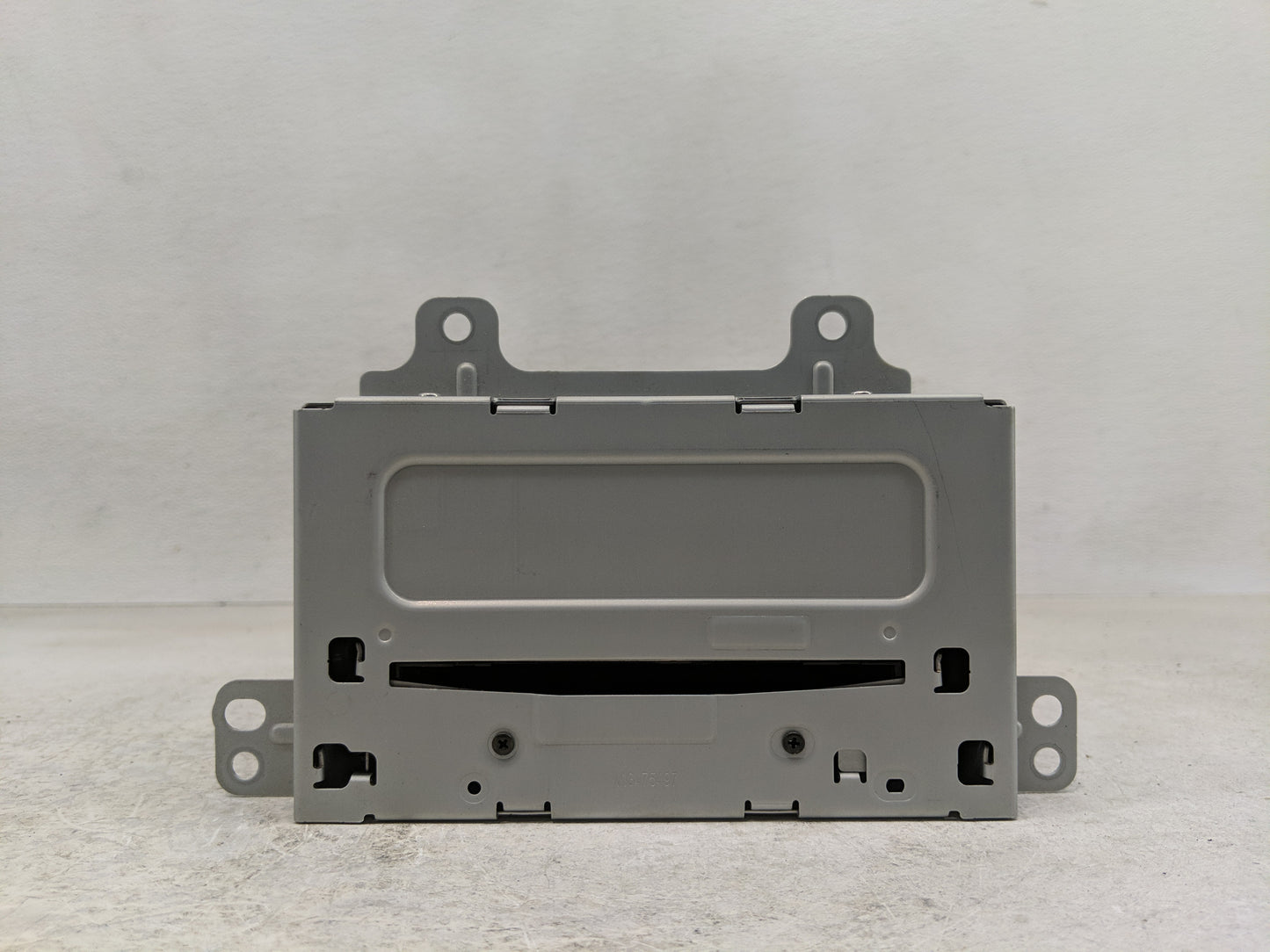 2011 Buick Lacrosse Radio AM FM Cd Player Receiver Replacement P/N:20983517 Fits OEM Used Auto Parts - Oemusedautoparts1.com