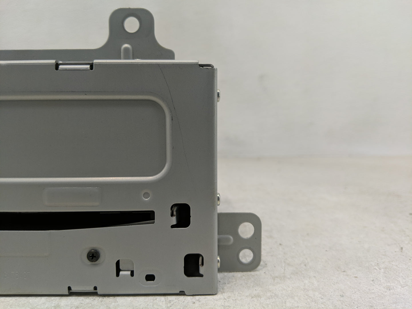 2011 Buick Lacrosse Radio AM FM Cd Player Receiver Replacement P/N:20983517 Fits OEM Used Auto Parts - Oemusedautoparts1.com