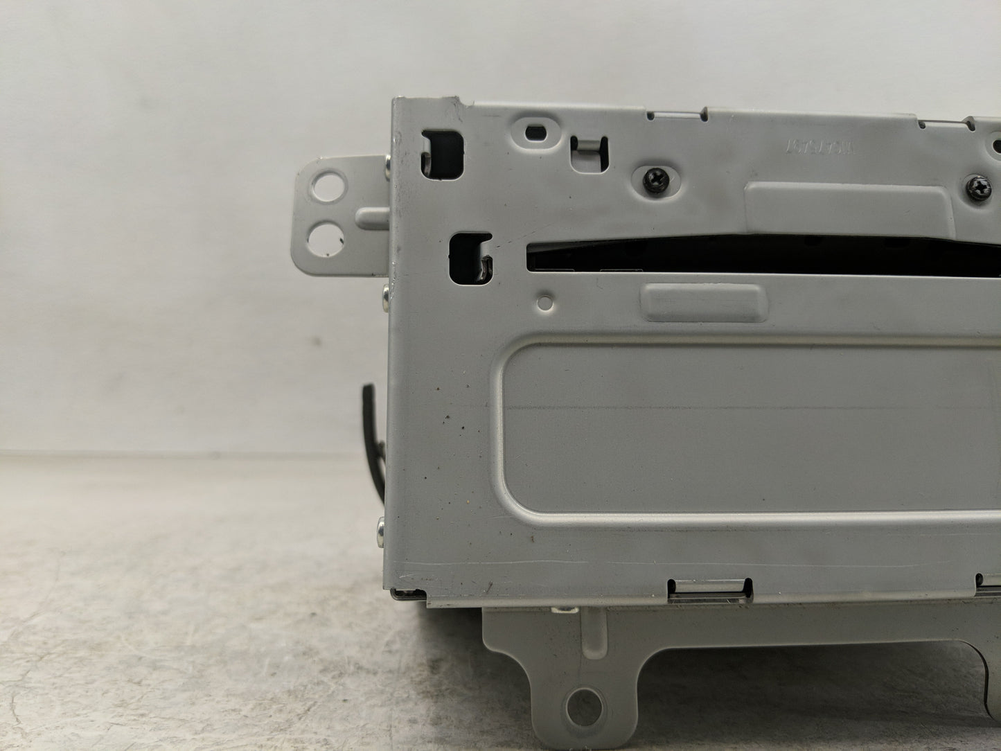 2011 Buick Lacrosse Radio AM FM Cd Player Receiver Replacement P/N:20983517 Fits OEM Used Auto Parts - Oemusedautoparts1.com