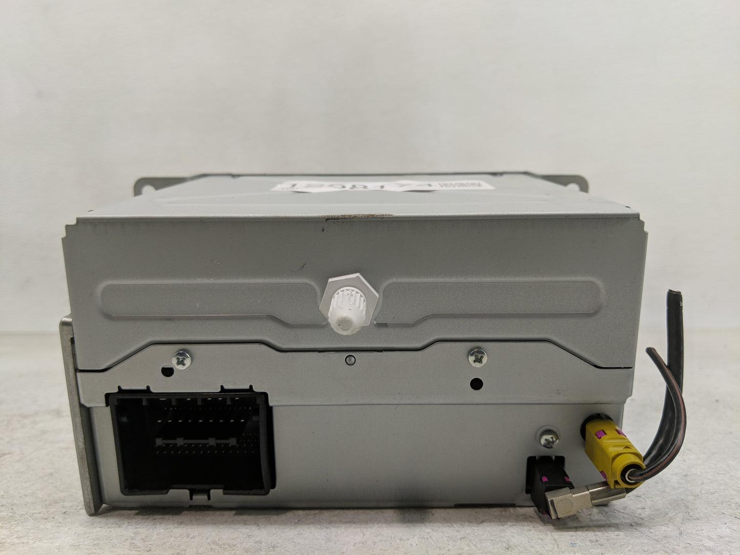 2011 Buick Lacrosse Radio AM FM Cd Player Receiver Replacement P/N:20983517 Fits OEM Used Auto Parts - Oemusedautoparts1.com