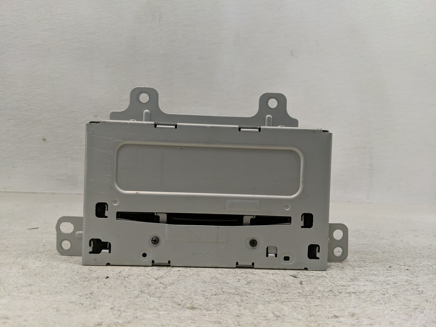 2011-2012 Buick Lacrosse Radio AM FM Cd Player Receiver Replacement P/N:20983517 Fits Fits 2010 2011 2012 OEM Used Auto Part