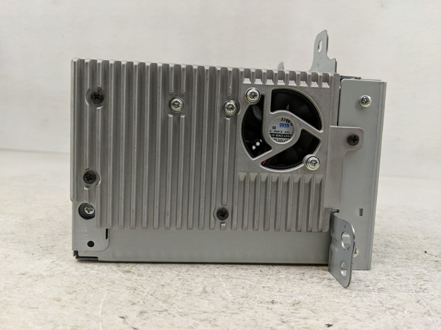 2011-2012 Buick Lacrosse Radio AM FM Cd Player Receiver Replacement P/N:20983517 Fits Fits 2010 2011 2012 OEM Used Auto Part