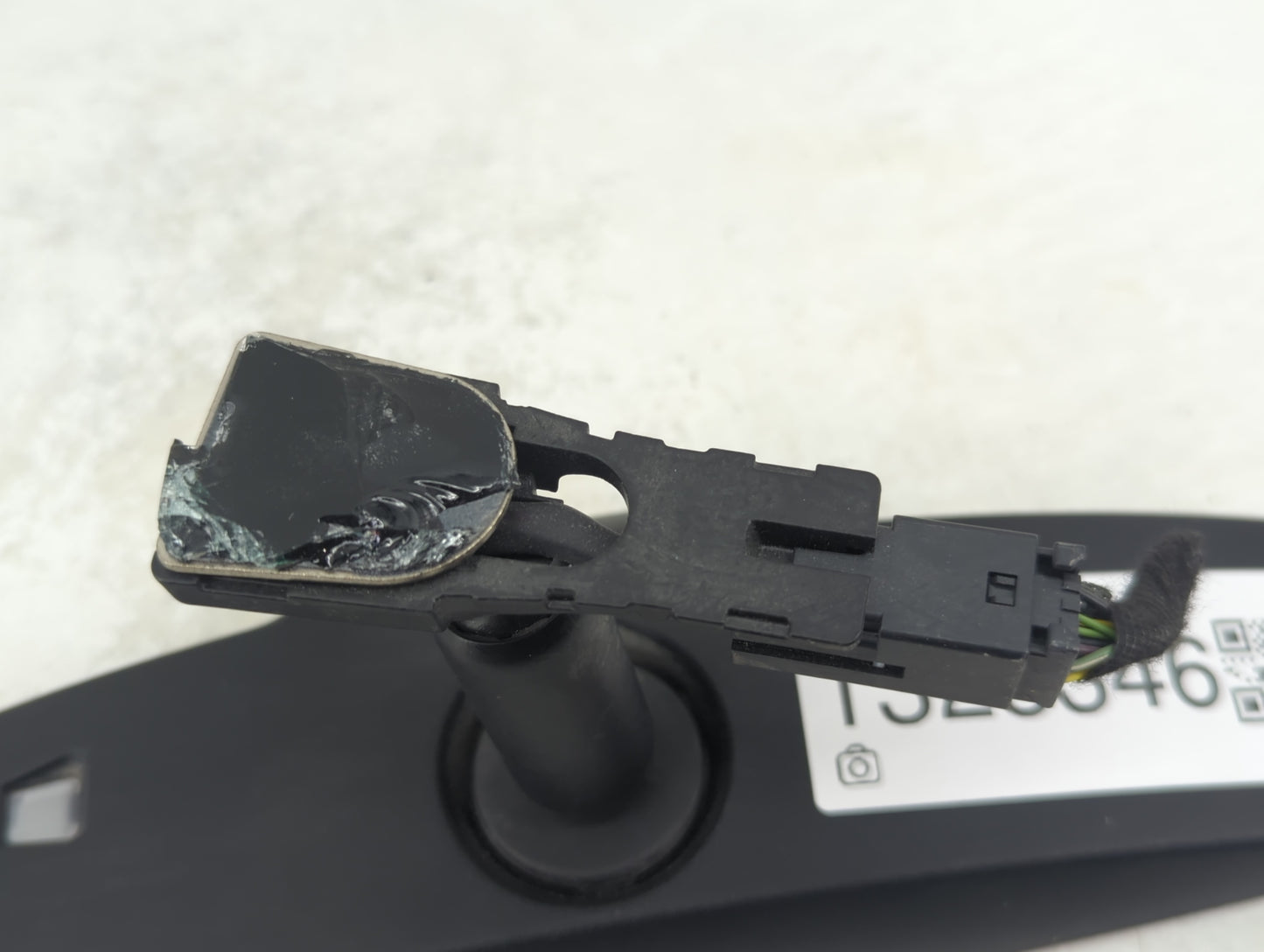2010-2016 Buick Lacrosse Interior Rear View Mirror Replacement OEM P/N:13503845 Fits OEM Used Auto Parts - Oemusedautoparts1