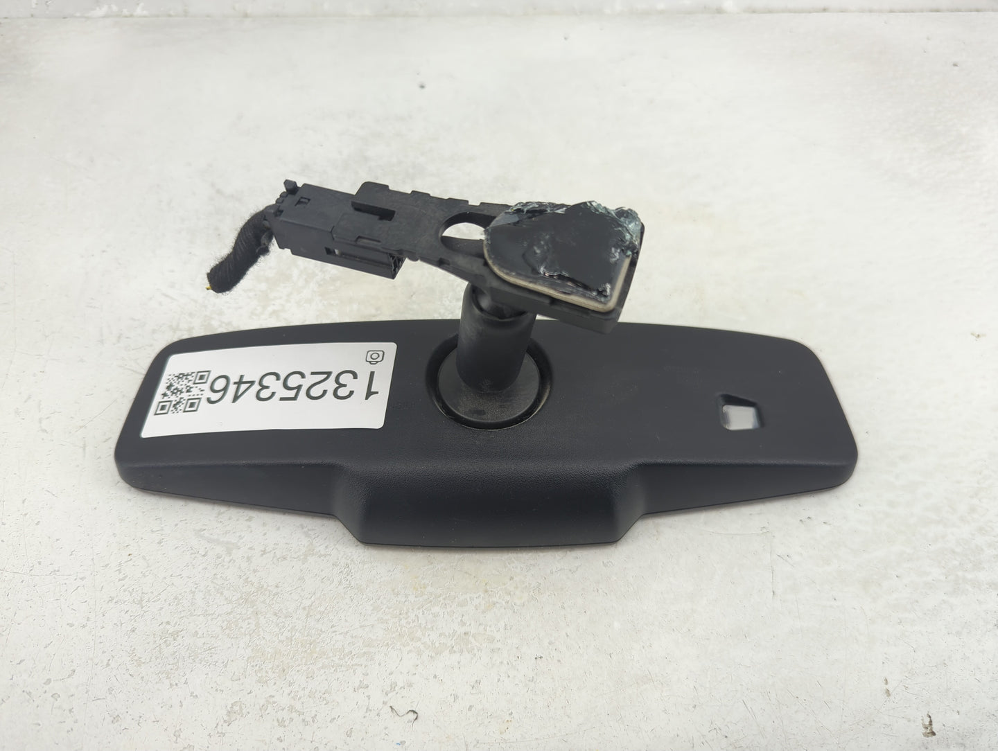 2010-2016 Buick Lacrosse Interior Rear View Mirror Replacement OEM P/N:13503845 Fits OEM Used Auto Parts - Oemusedautoparts1