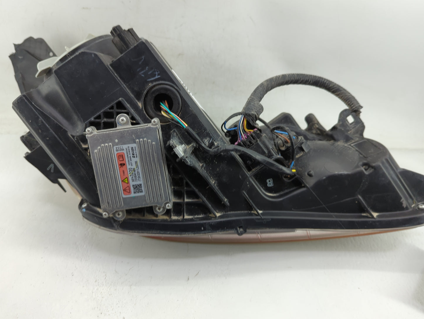 2010-2012 Buick Lacrosse Passenger Right Oem Head Light Headlight Lamp - Oemusedautoparts1.com