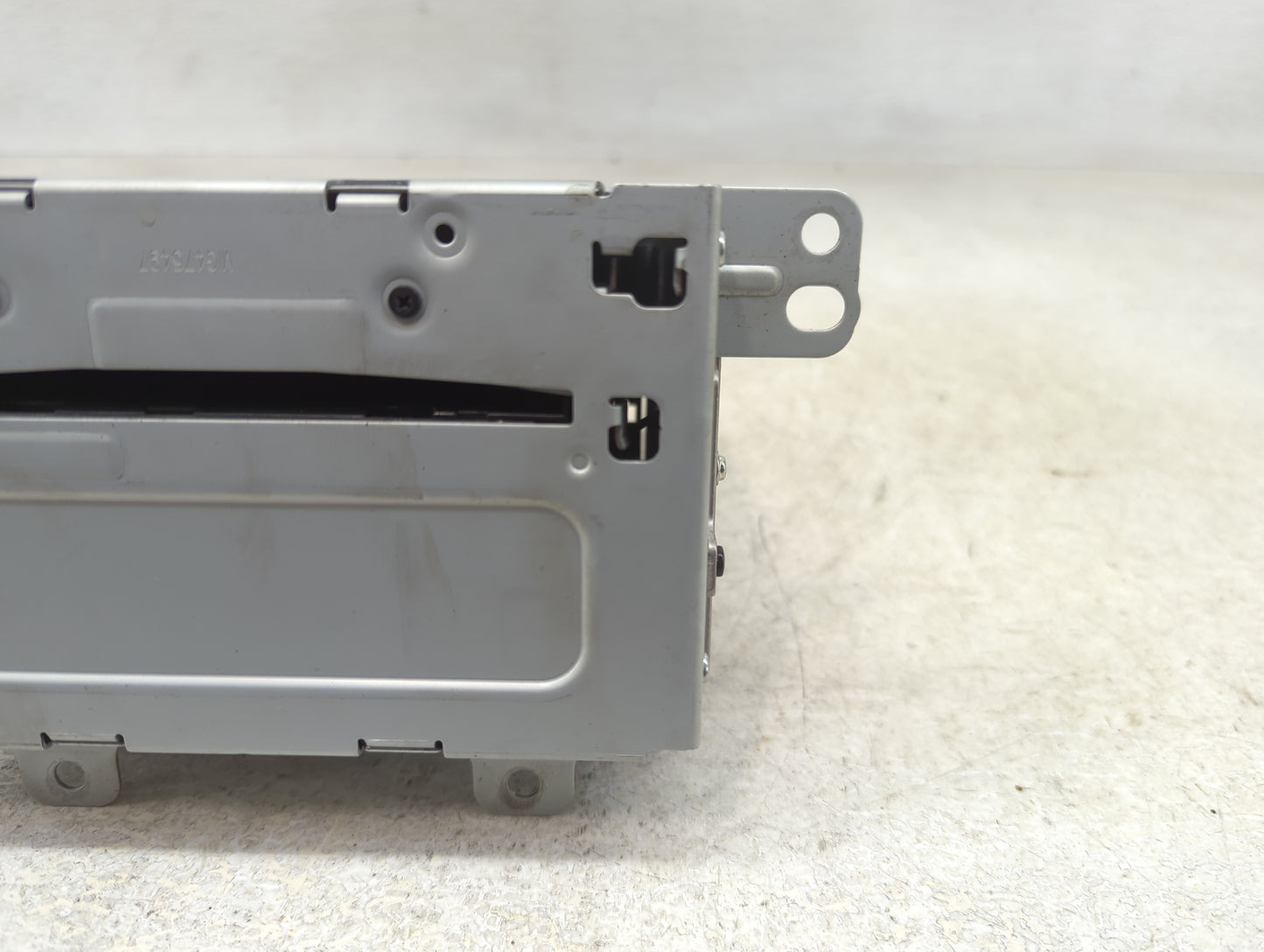 2011-2012 Buick Lacrosse Radio AM FM Cd Player Receiver Replacement P/N:20983517 Fits Fits 2010 2011 2012 OEM Used Auto Part