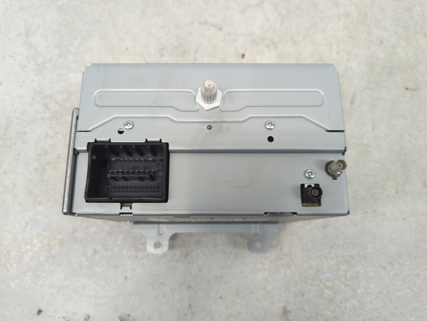 2011-2012 Buick Lacrosse Radio AM FM Cd Player Receiver Replacement P/N:20983517 Fits Fits 2010 2011 2012 OEM Used Auto Part