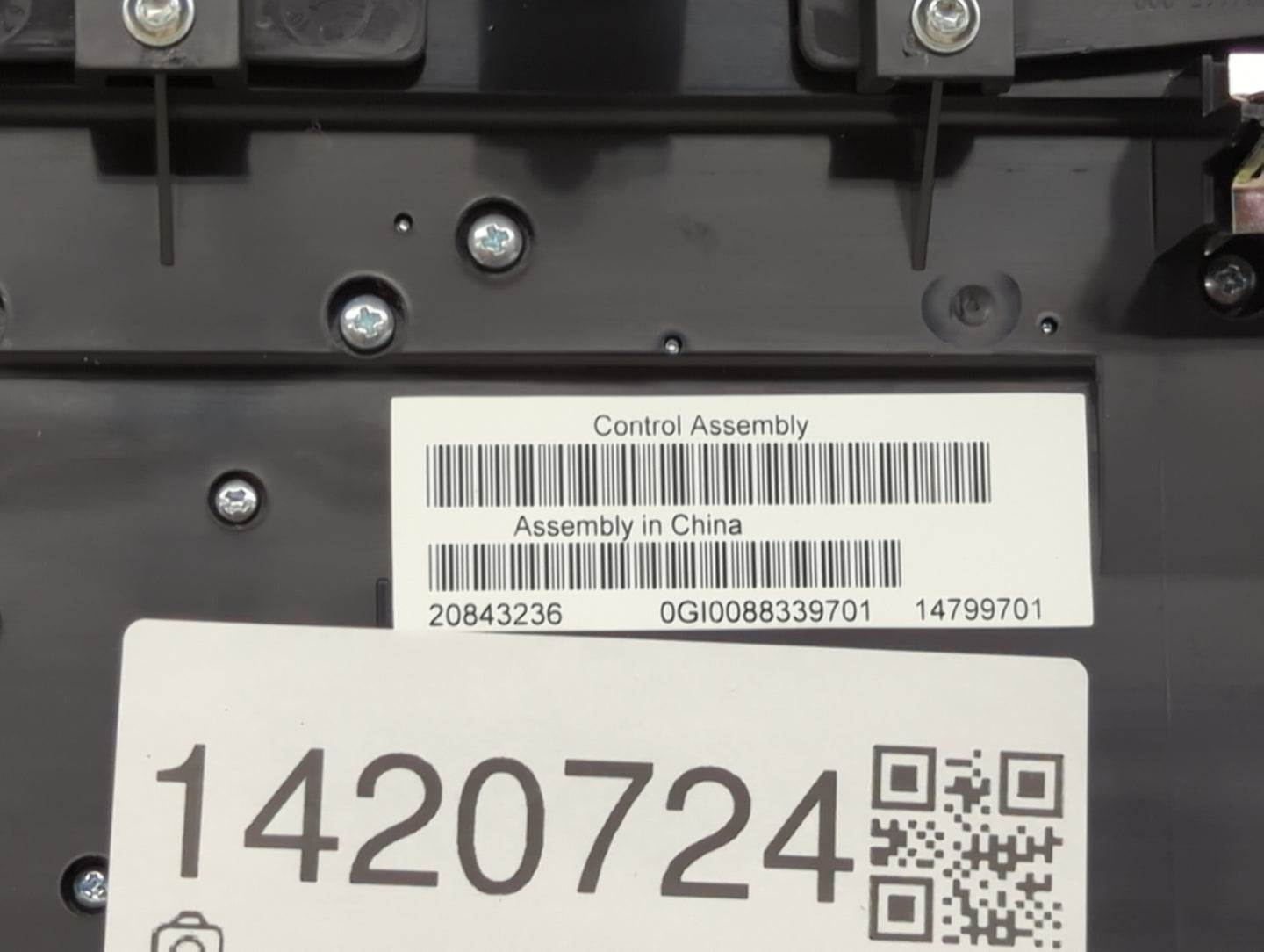 2010-2012 Buick Lacrosse Radio Control Panel - Oemusedautoparts1.com