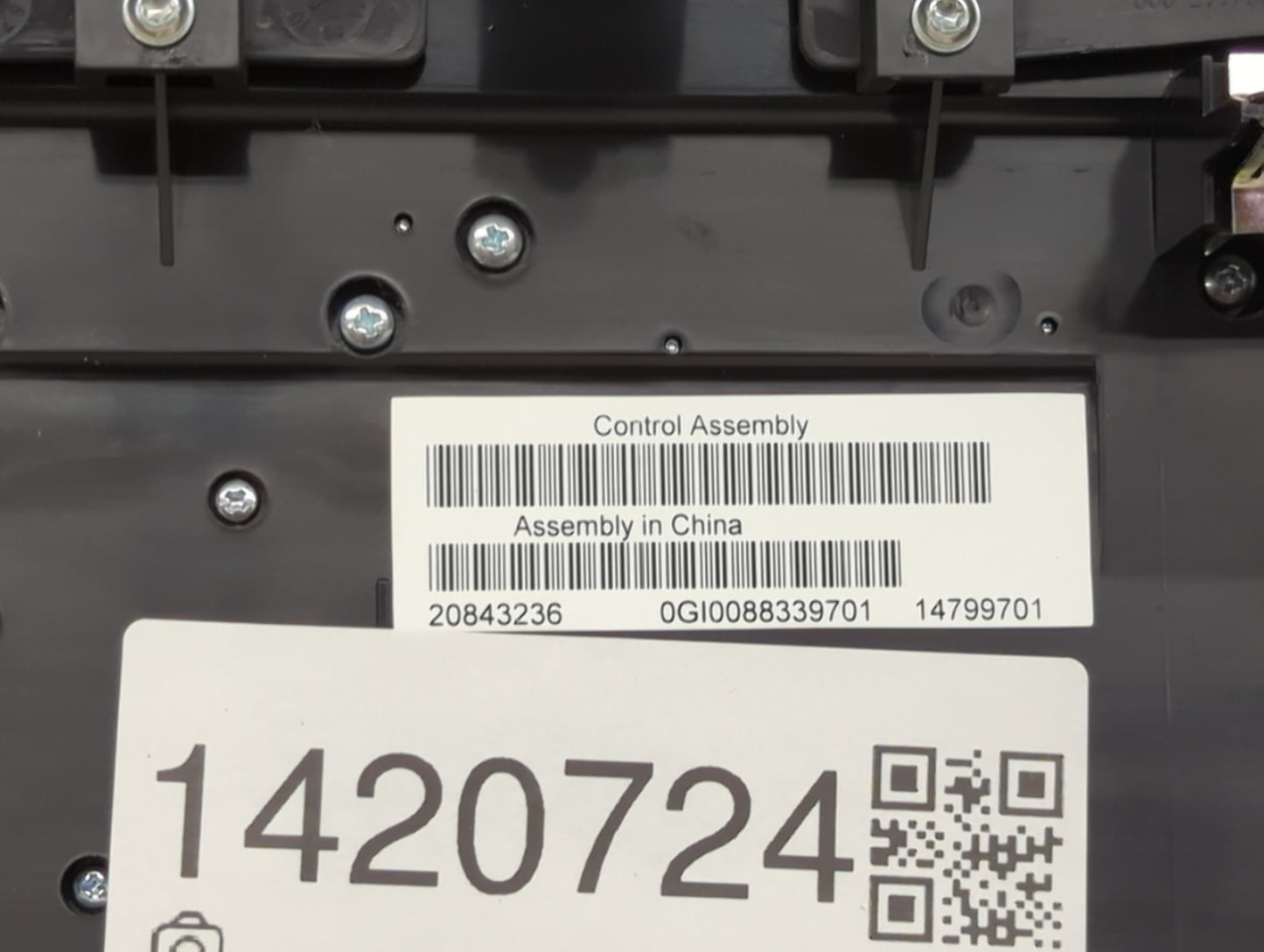 2010-2012 Buick Lacrosse Radio Control Panel - Oemusedautoparts1.com