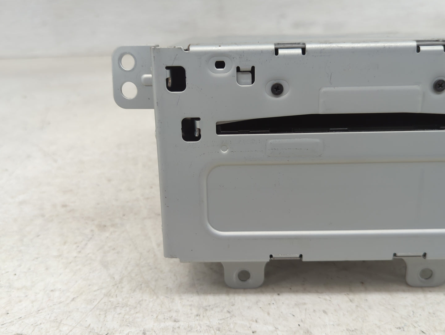 2011-2012 Buick Lacrosse Radio AM FM Cd Player Receiver Replacement P/N:20983517 Fits Fits 2010 2011 2012 OEM Used Auto Part