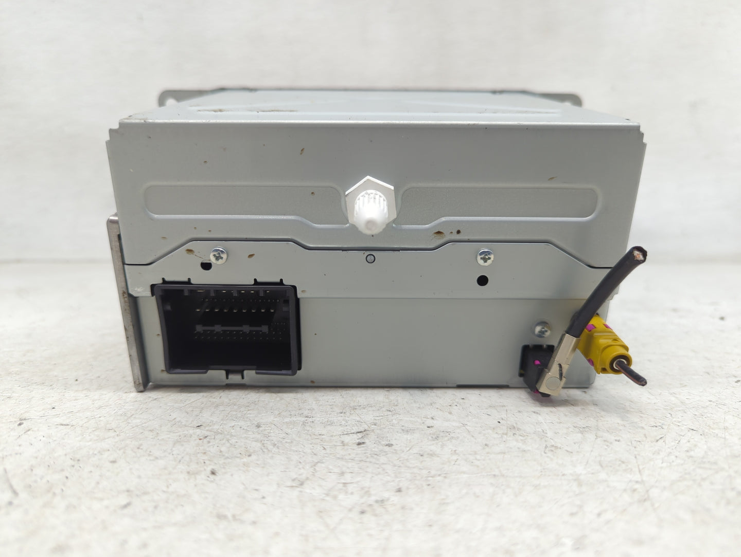 2011-2012 Buick Lacrosse Radio AM FM Cd Player Receiver Replacement P/N:20983517 Fits Fits 2010 2011 2012 OEM Used Auto Part