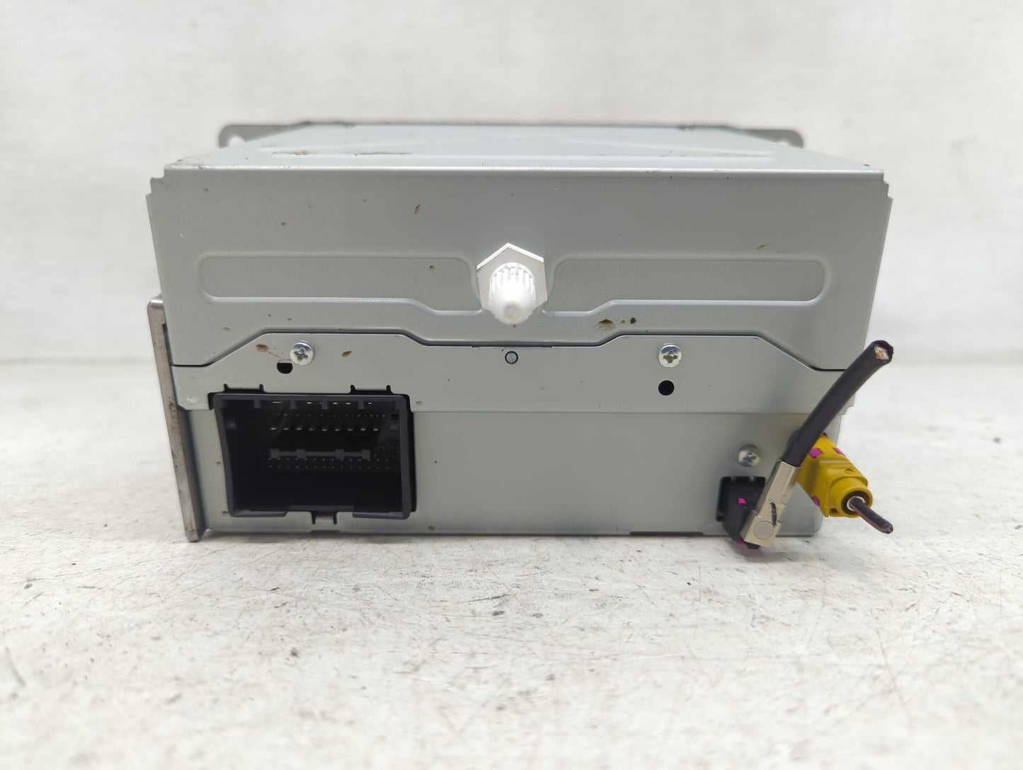 2011-2012 Buick Lacrosse Radio AM FM Cd Player Receiver Replacement P/N:20983517 Fits Fits 2010 2011 2012 OEM Used Auto Part
