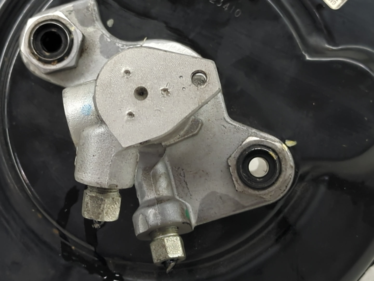 2010-2016 Buick Lacrosse Power Brake Booster Oem 1427909 - Oemusedautoparts1.com