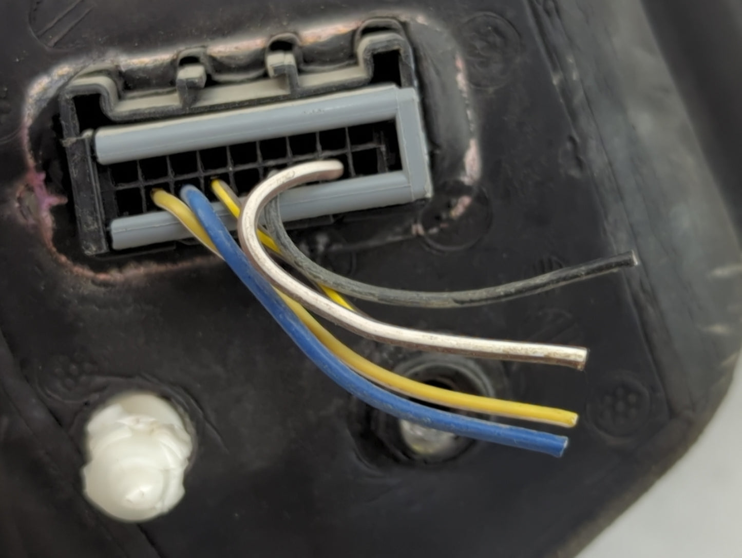 2010-2012 Buick Lacrosse Passenger Side View Mirror - Right Door Mirror OEM Used - Oemusedautoparts1.com
