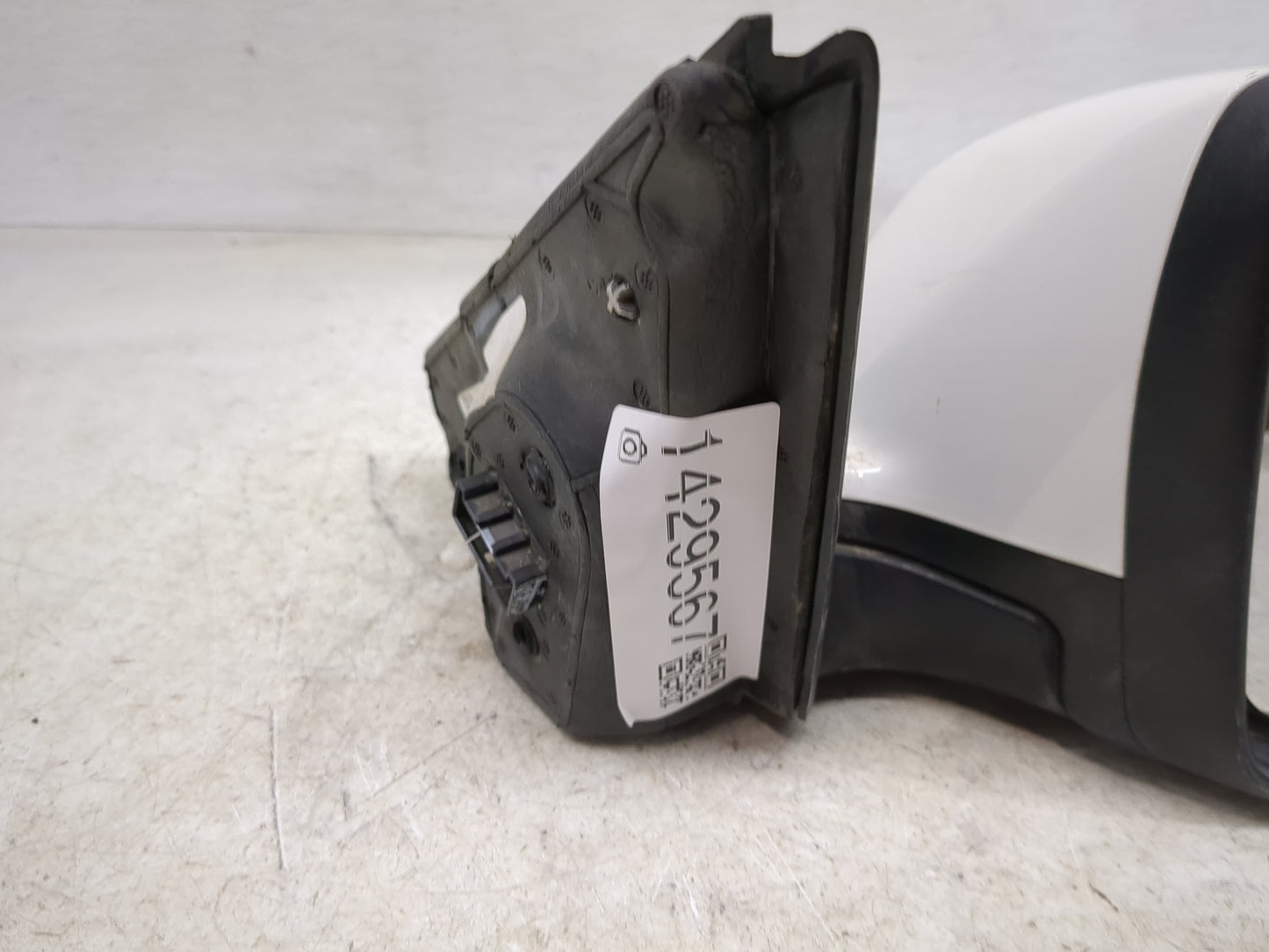 2010-2012 Buick Lacrosse Passenger Side View Mirror - Right Door Mirror OEM Used - Oemusedautoparts1.com