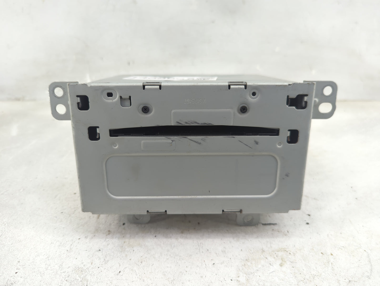 2010-2011 Buick Lacrosse Radio AM FM Cd Player Receiver Replacement P/N:20983517 Fits Fits 2010 2011 2012 OEM Used Auto Part