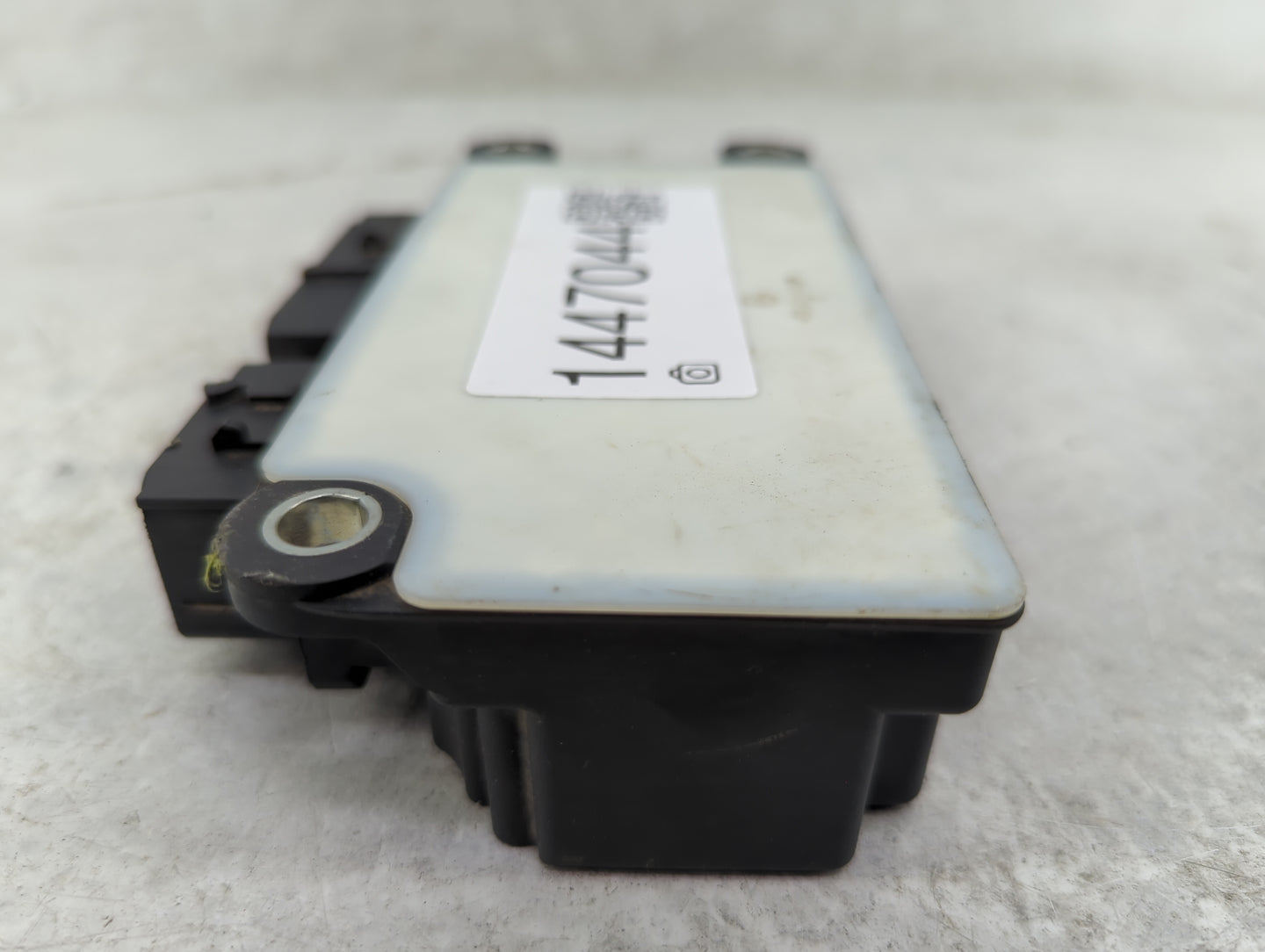2011-2011 Buick Lacrosse Safety Restraint Srs Airbag Control Module - Oemusedautoparts1.com
