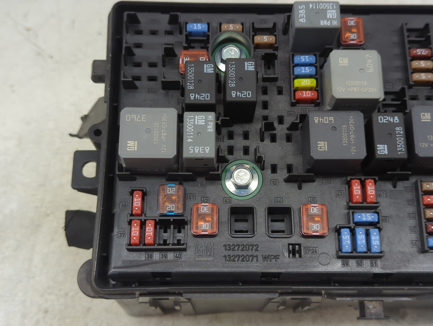 2011 Buick Lacrosse Fusebox Fuse Box Panel Relay Module P/N:20959874 13272072, 13272071 Fits OEM Used Auto Parts - Oemusedau