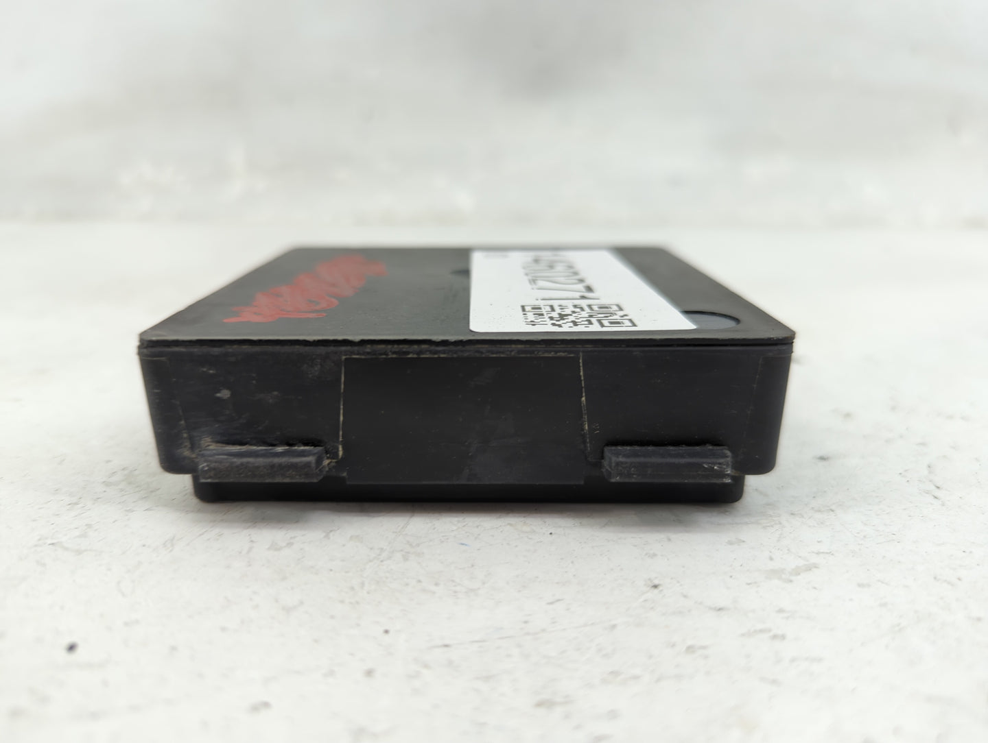 2010-2013 Buick Lacrosse Chassis Control Module Ccm Bcm Body Control - Oemusedautoparts1.com