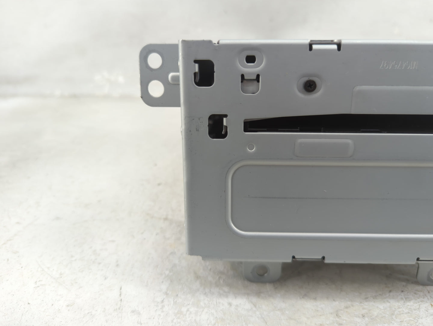 2011-2012 Buick Lacrosse Radio AM FM Cd Player Receiver Replacement P/N:20983517 CQ-FG5011YC Fits Fits 2010 2011 2012 OEM Us