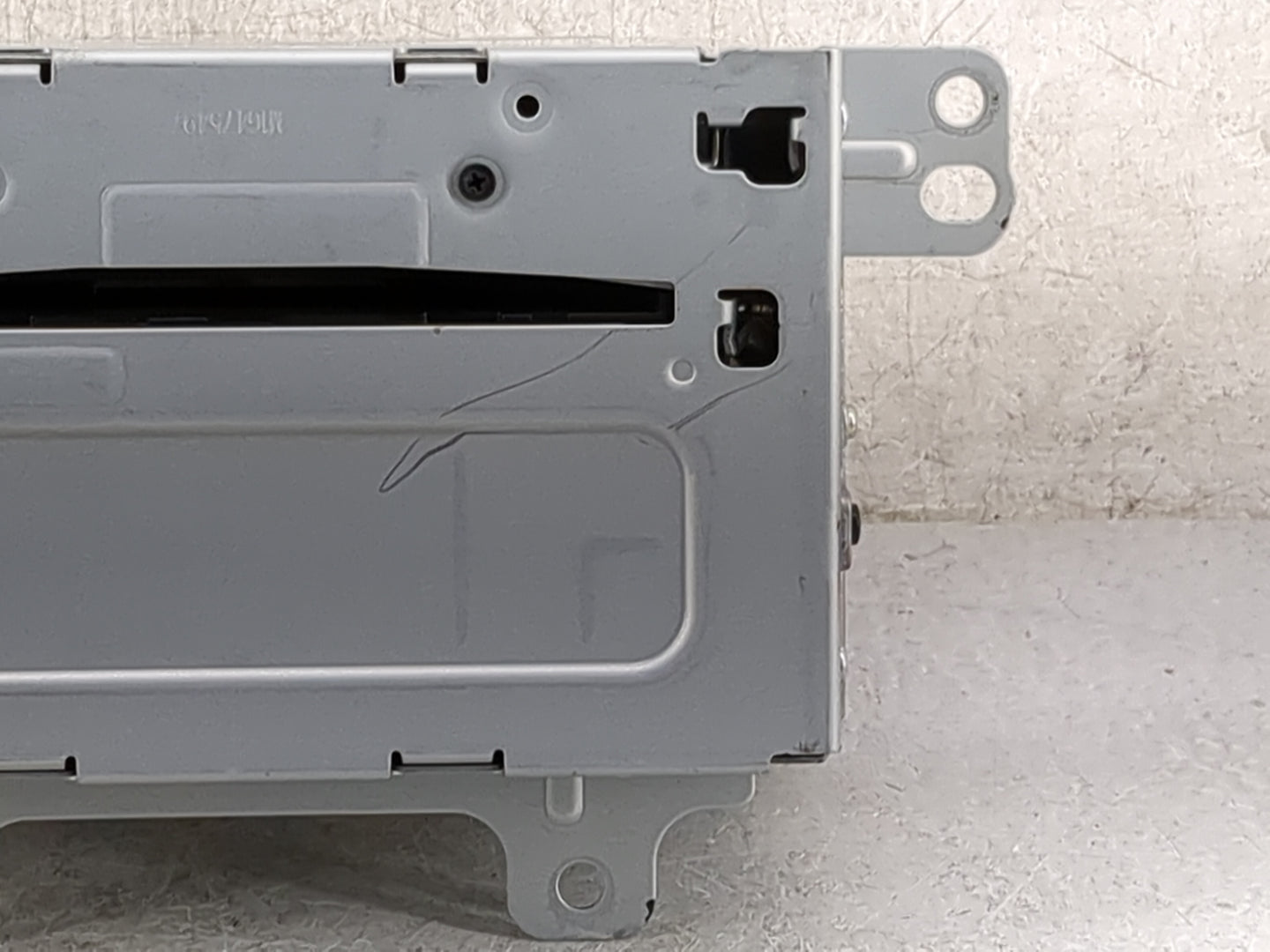 2011-2012 Buick Lacrosse Radio AM FM Cd Player Receiver Replacement P/N:20983517 CQ-FG5011YC Fits Fits 2010 2011 2012 OEM Us