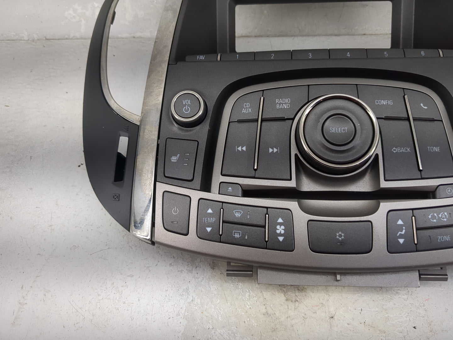 2010-2012 Buick Lacrosse Radio Control Panel - Oemusedautoparts1.com