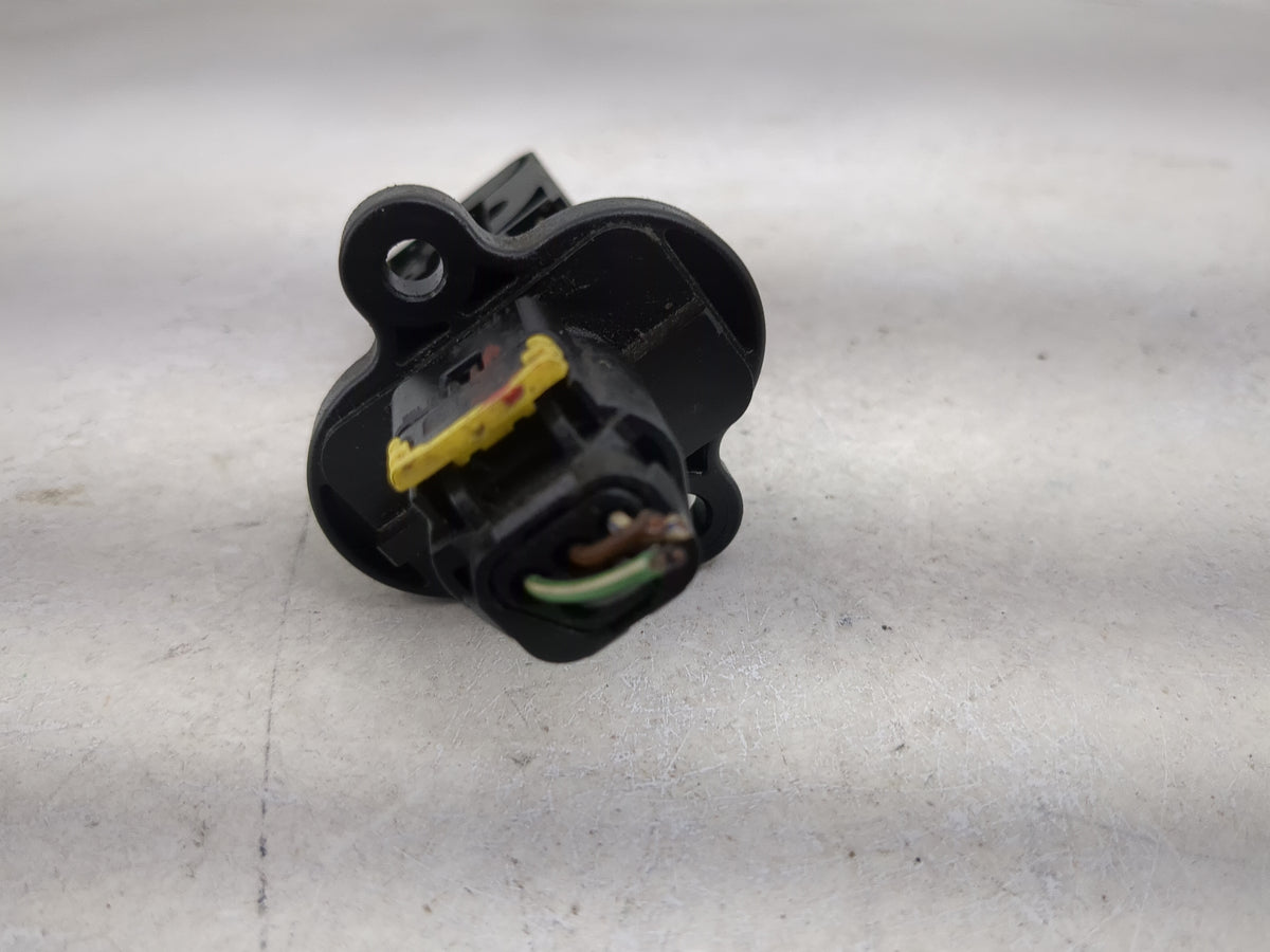 2010-2011 Buick Lacrosse Mass Air Flow Meter Maf Sensor 1486206 - Oemusedautoparts1.com