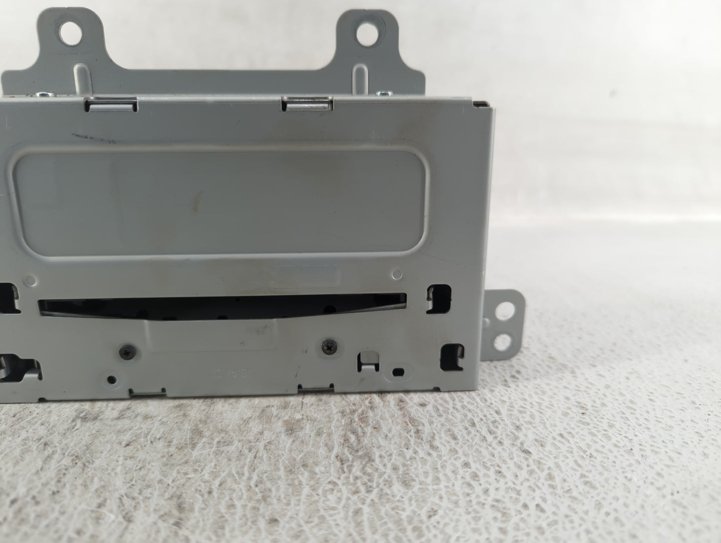 2011-2012 Buick Lacrosse Am Fm Cd Player Radio Receiver - Oemusedautoparts1.com